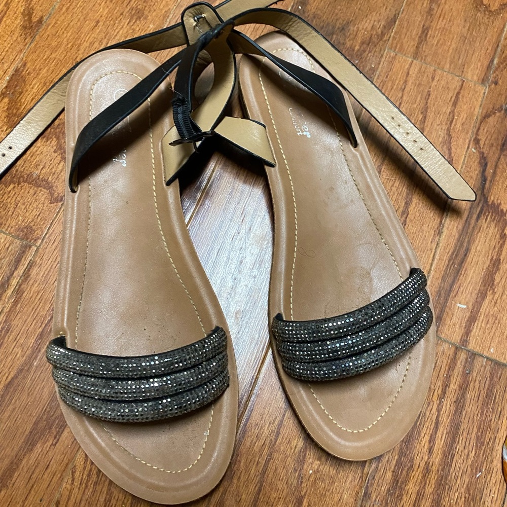 Forever brand black sandals